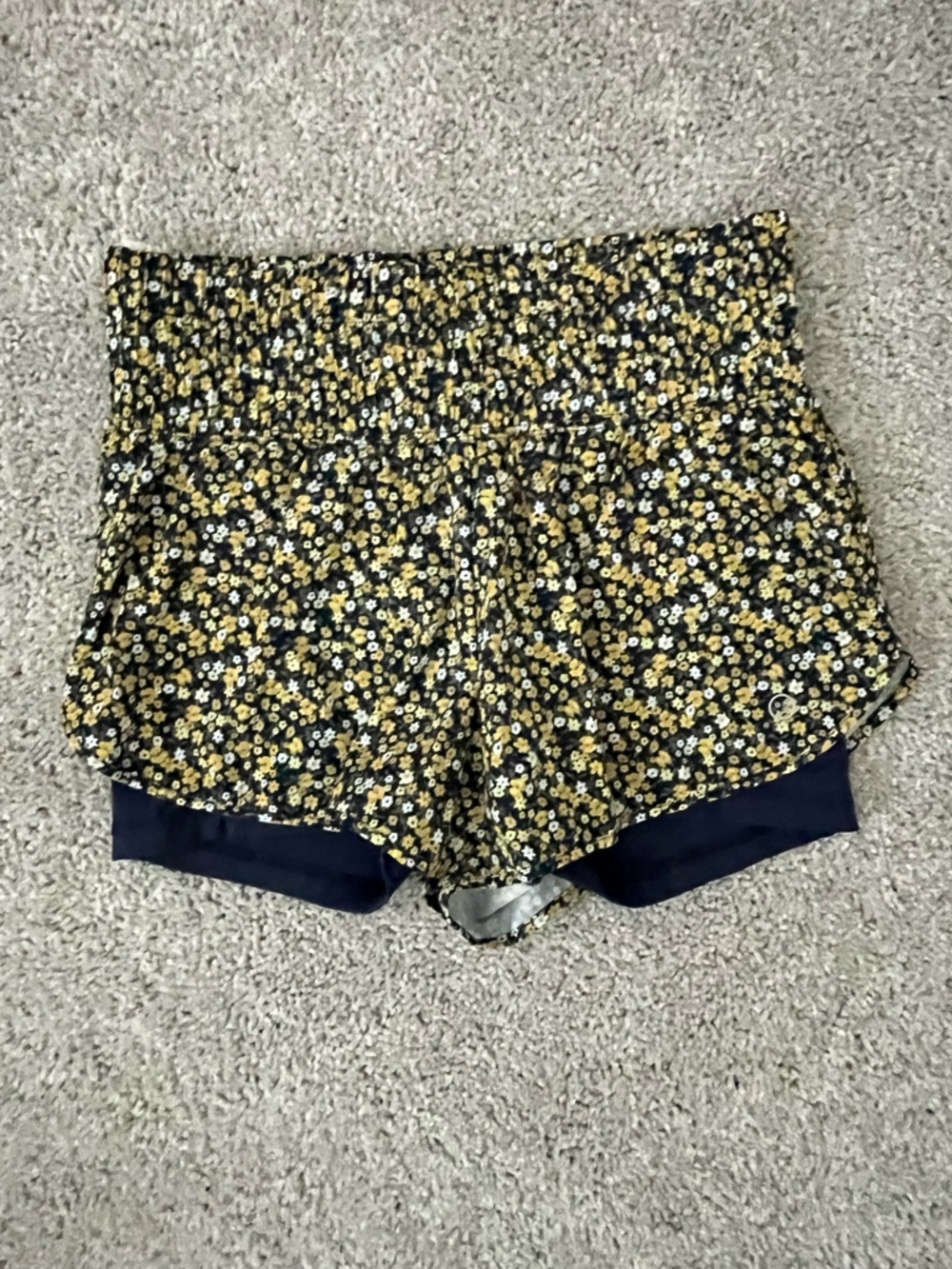 Gilly Hicks Size Small Floral Smocked Waist runningShorts Yellow & Black flowers